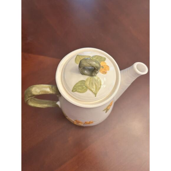 Metlox Sculptured Zinnia Coffee Pot With Lid POPPYTRAIL - Picture 3 of 12